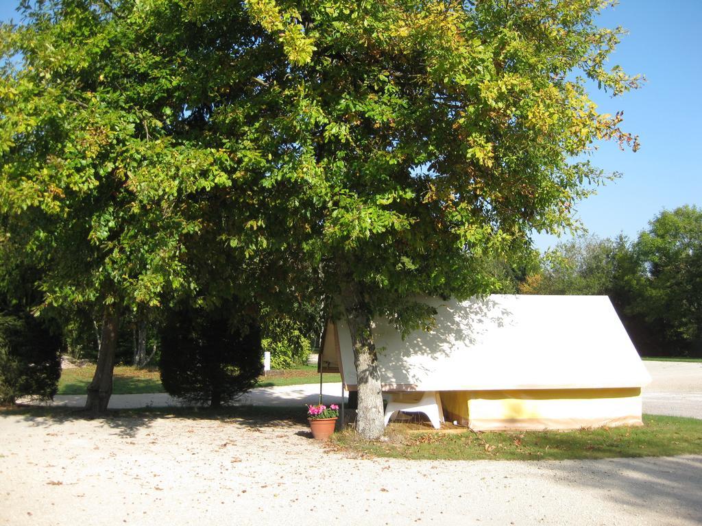 Camping Porte Des Vosges Bulgnéville Pokoj fotografie